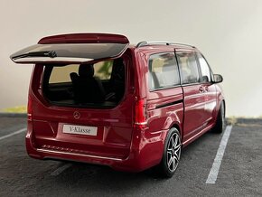 1:18 Mercedes-Benz V-Class (V260) AMG Line - NOREV - 8