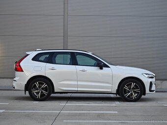 Volvo XC60 B5 AWD R-Design 2022 - 8