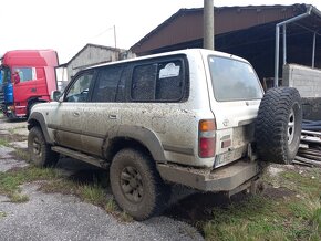 TOYOTA LANDCRUISER Hdj 80 - 8