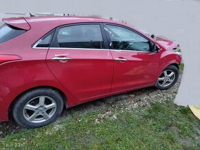 rozpredam hyundai i30 1.6 81kw - 8