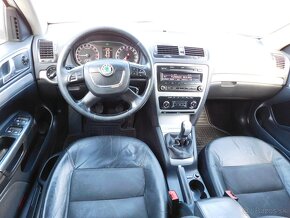 SKODA OCTAVIA COMBI 4X4 2.0 TDI 103KW,KOŽA,RV-2010, WAM,TAZN - 8