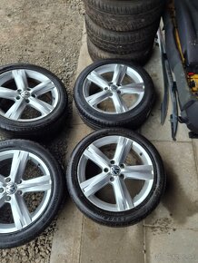 Predám elektróny 5x112r17 originál VW GROUP passat - 8