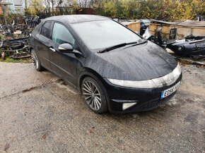 rozpredam honda civic 8g 1.8 benzin VTEC 103kw 2008 kod moto - 8