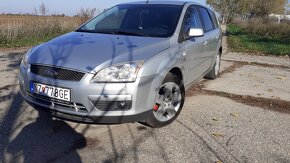 FORD FOCUS COMBI - 8