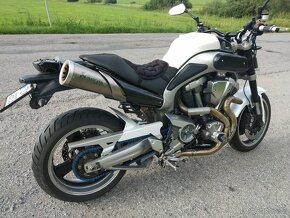 Yamaha MT01 - 8