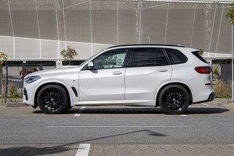 BMW X5 xDrive30d A/T 2020 - 8