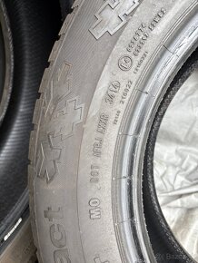 235/60R17 zimné - 8