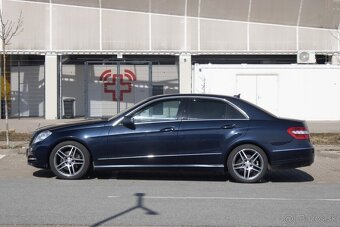 Mercedes-Benz E trieda Sedan 300 CDI BlueTEC HYBRID Classic - 8