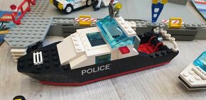 LEGO 6540 Classic Town Pier Police - 8