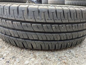 Michelin Agilis 215 70 R15 C 3ks - 8