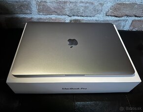 MacBook Pro-Retina displej 13,3", 2017, SSD 256GB, Pamäť 8GB - 8