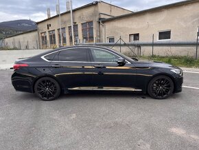 Hyundai Genesis, 3.8 V6, HTRAC - 8