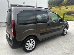 TOP Predám CITROEN BERLINGO BlueHDI 100 XTR, nízky najazd. - 8