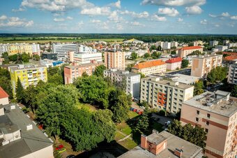 Exkluzívne na predaj priestranný 3i byt v Trebišove - 8