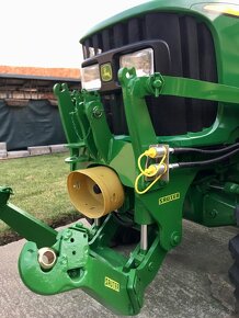 John Deere 5615 V Vinohradnícky a Záhradnícky traktor - 8