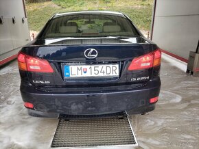 Lexus IS 220d - 8