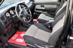 Nissan Navara NP300 4X4 DOUBLE CAB - 8