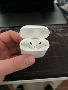 AirPods 2. generácie - 8