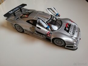 1:18 Mecedes Benz CLK GTR   Maisto - 8