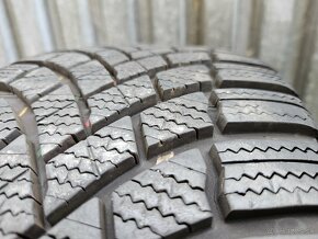 2 ks špičkové zimné pneu Bridgestone Blizzak - 205/50 r17 - 8