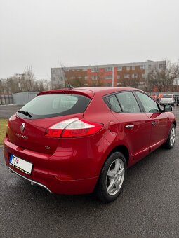 Renault megane III - 8