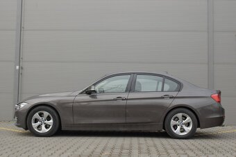 BMW 320d - 8