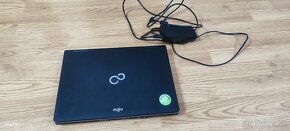 Fujitsu lifebook 8gb RAM, SSD - 8