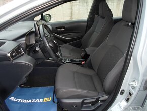 Toyota Corolla Combi 1.8 Hybrid e-CVT automat,kamera,navi,te - 8