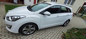 HYUNDAI I30 - 8