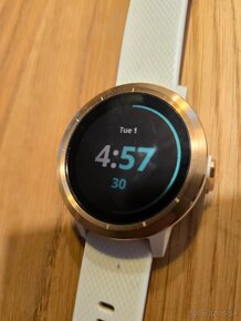 Garmin vivoactive 3 White Silicon, Rose Gold - 8