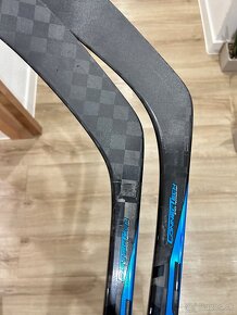 BAUER NEXUS SYNC HOKEJKY - 70 FLEX - P92 -  ĽAVÁ STRANA - 8