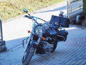 Suzuki Intruder VL800 - 8