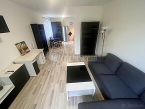 Zariadený 2 izbbyt plus 7m2 balkón, vlastné kúrenie, … - 8