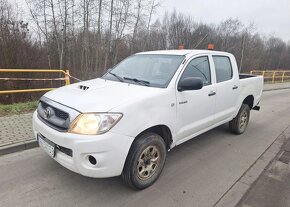 Toyota Hilux - 8