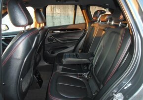 BMW X1 xDrive 20i M-Packet 4x4 1.Majiteľ - 8