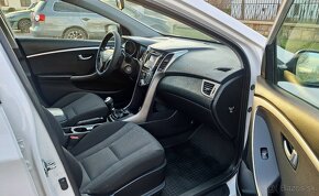 Škoda Octavia Combi 2 Facelift 2.0TDi CR 103Kw R.v.2013 M6 - 8