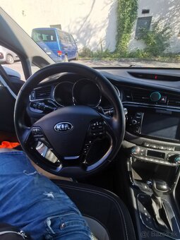 Kia Ceed 1.6 CRDi - 8