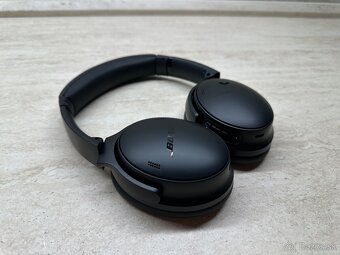 Bose QuietComfort Headphones - 8