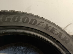 285/45 R20 Zimné pneumatiky Goodyear Ultragrip 4 kusy - 8