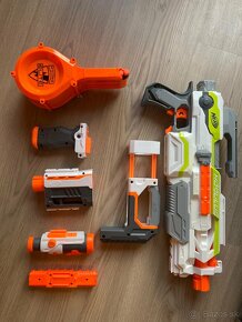 NERF gun - 8