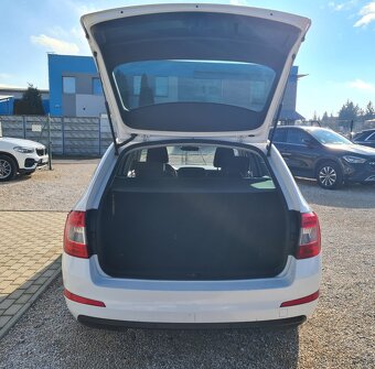 ŠKODA OCTAVIA COMBI 1.6 TDI 110K STYLE DSG/MOŽNÝ ODPOČET DPH - 8