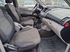 Predám Mitsubishi L 200 2.5 DI-D 4x4,uzávierky,Tažné,Webasto - 8