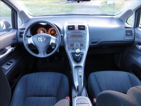 Toyota Auris 1.6 97kW 2009 129976km 1.majitel serviska - 8