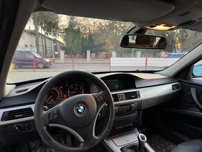 BMW RAD 3 320D E91 TOURING - 8