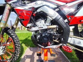 Honda CRF250R ,  65MTH - 8