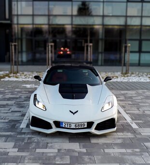 Corvette 6.2 C8 STINGRAY - 8