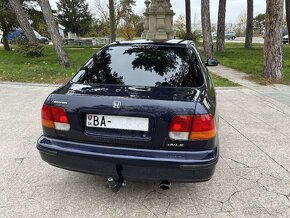 Honda Civic 6g 1.5 VTEC LS - 8