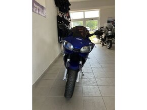 Yamaha YZF R6 - 8