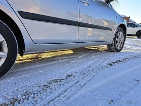 Škoda Fabia 2 1.6 tdi 77kw combi 2010 - 8