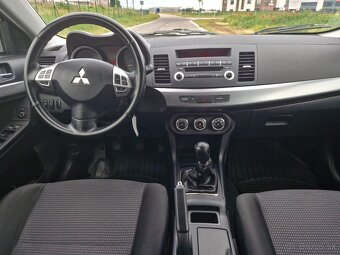 Mitsubishi Lancer Sportback 2.0 DI-D Invite - 8